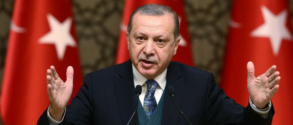 Die Welt habe „eine zweite Chance, der Türkei bei der Beendigung von Stellvertreterkriegen zu helfen“, schrieb der türkische Präsident.