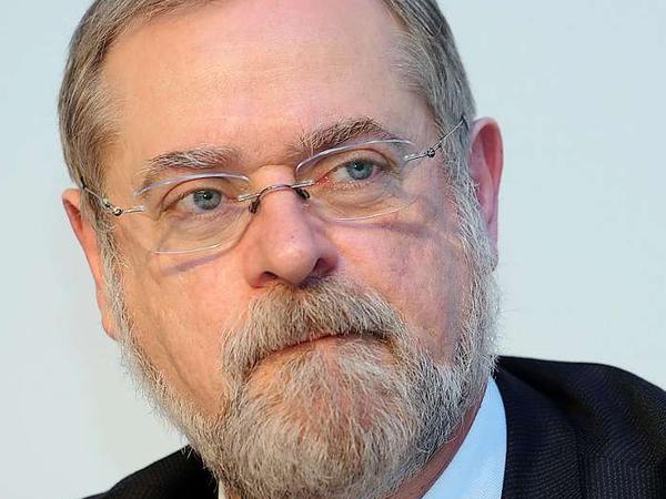 Klaus F. Zimmermann ist Professor für Wirtschaftliche Staatswissenschaften an der Universität Bonn und Direktor des Instituts zur Zukunft der Arbeit (IZA) in Bonn