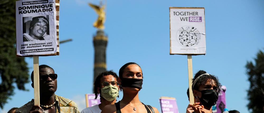 Demonstranten bei der "Black Lives Matter"-Demonstration in Berlin im Sommer 2020.