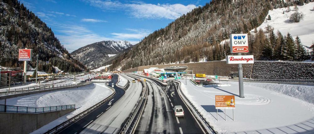 Mit Tempo 30 über den Brenner - so lautet ein Gedankenspiel für künftige Kontrollen zwischen Italien und Österreich. 