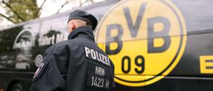 Anschlag auf den BVB-Bus: Die Polizei verdächtigt einen Deutsch-Russen. 
