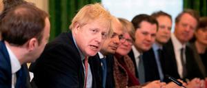 Premierminister Johnson kam am Dienstag zur Sitzung mit seinem Kabinett zusammen.