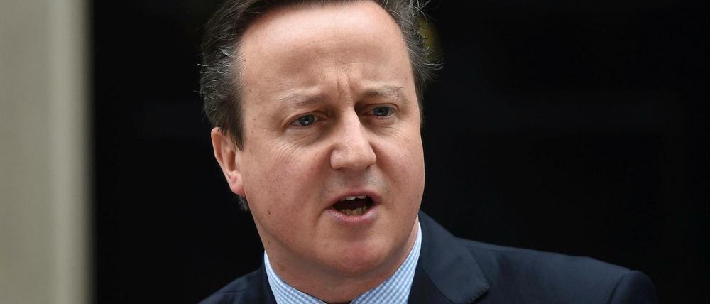 David Cameron, britischer Premier, spricht nach dem EU-Gipfel vor seinem Amtssitz in 10 Downing Street in London. 