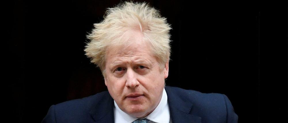 Der britische Premierminister Boris Johnson verlässt die Downing Street 10.