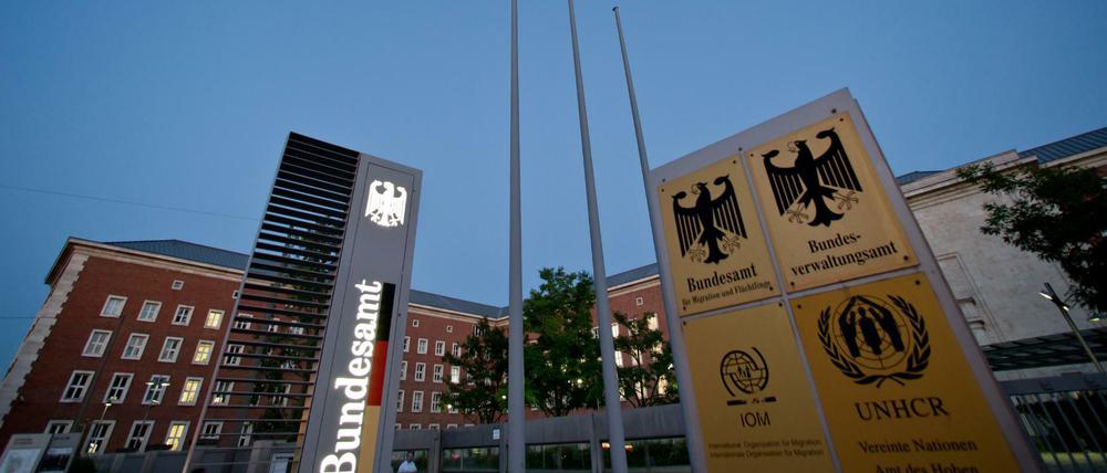 Das Bundesamt für Migration und Flüchtlinge (BAMF). 