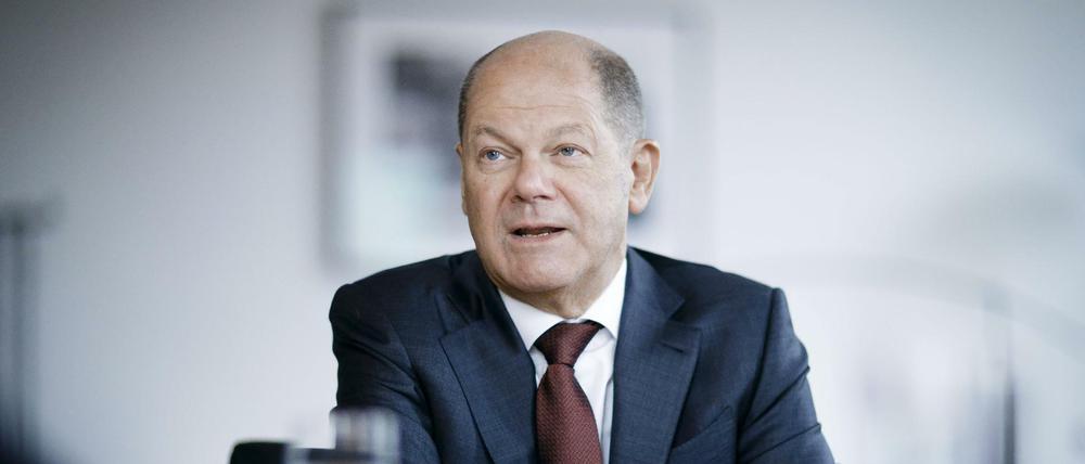 Bundesfinanzminister Olaf Scholz, SPD, in seinem Buero im Finanzministerium.