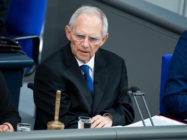 Bundestagspräsident Wolfgang Schäuble (CDU) forderte angesichts der Morde von Hanau alle zur ehrlichen Selbstkritik auf. 