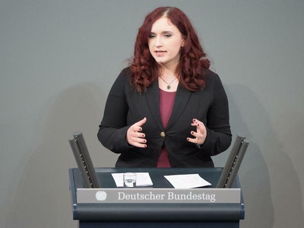 Agnieszka Brugger ist seit 2009 Mitglied des Bundestags und seit Januar 2018 stellvertretende Vorsitzende der Grünen-Fraktion.