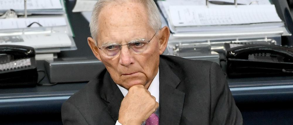 Bundestagspräsident Wolfgang Schäuble will wirksames Vorgehen gegen Hass im Netz. 
