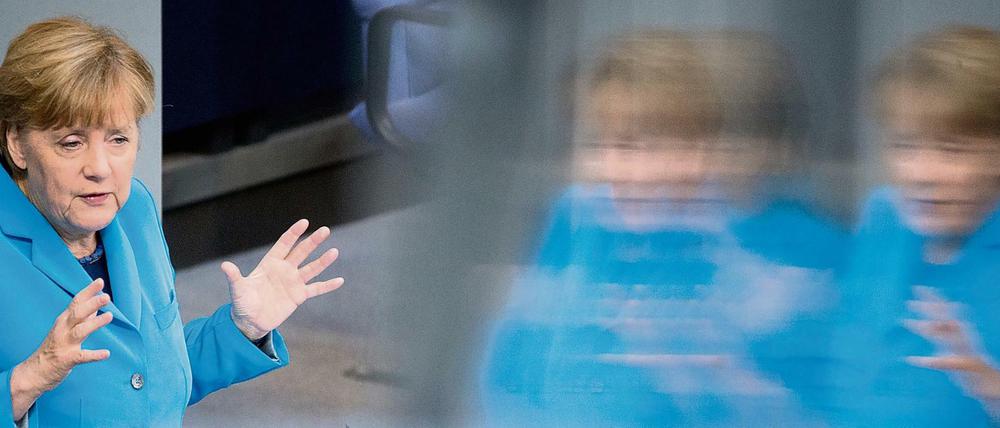 Bundeskanzlerin Angela Merkel am Mittwoch bei der Debatte über den Bundeshaushalt 2016 im Bundestag. 