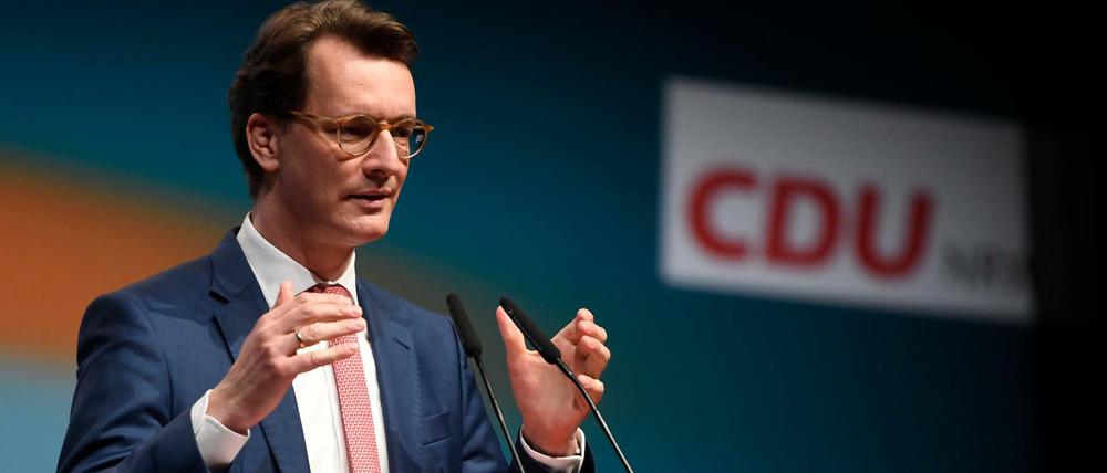 NRW-Ministerpräsident Hendrik Wüst liegt mit seiner CDU in Umfragen knapp hinter der SPD.