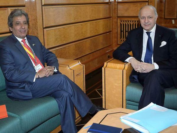 Der französische Außenminister Laurent Fabius (rechts) ist der Verhandlungsführer für das im Dezember geplante Klimaabkommen in Paris. Von ihm und als Präsidenten des 21. Klimagipfels (COP21) und seinem Vorgänger Manuel Pulgar Vidal, dem peruanischen Umweltminister und COP20-Präsidenten, hängt nun viel ab. 