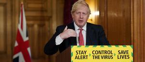 Boris Johnson, Premierminister von Großbritannien, stellte ein System von fünf Warnstufen vor.