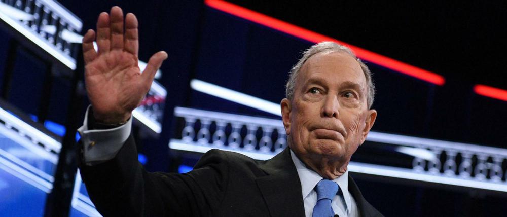 Sein Auftritt: Michael Bloomberg steigt mit der TV-Debatte richtig in den Wahlkampf ein.