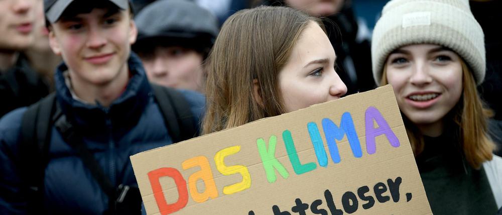 Seit Wochen demonstrieren Berliner Schüler gegen den Klimawandel.