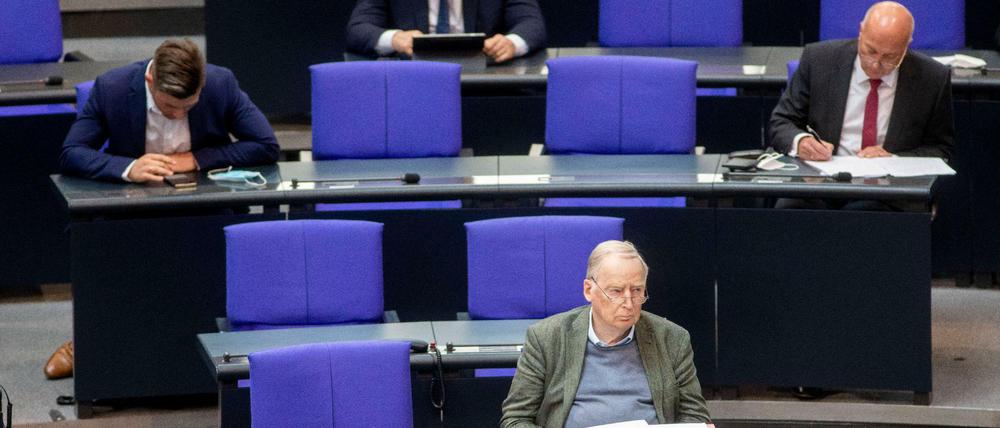 Die AfD hatte vor dem Bundesverfassungsgericht gegen eine Maskenpflicht im Bundestag geklagt.