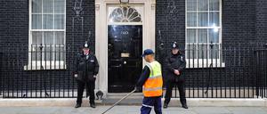 No.10 Downing Street am Freitagmorgen: Neue Besen kehren gut? Das bleibt nach dem Wahlpatt in Großbritannien zunächst einmal abzuwarten.
