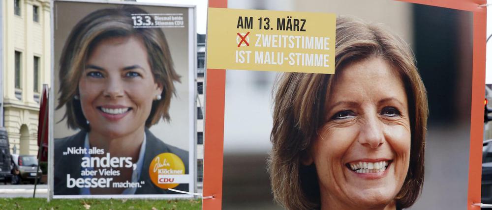 Landtagswahl in Rheinland-Pfalz: Wahlplakate von Ministerpräsidentin Malu Dreyer (SPD, rechts) und CDU-Kontrahentin Julia Klöckner 