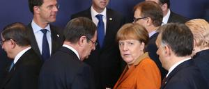 Bundeskanzlerin Angela Merkel (CDU) im Kreise anderer EU-Führer