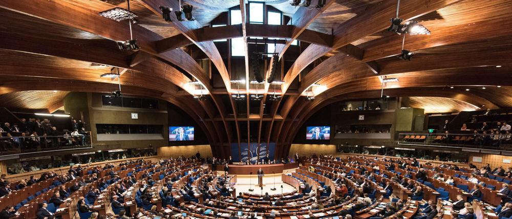 Die Parlamentarische Versammlung des Europarats in Straßburg. 