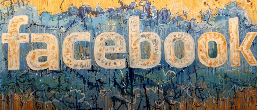 Ein gemalter Schriftzug von Facebook im Hauptquartier von Facebook International in Dublin. Die Niederlassung in Irland ist in Zukunft nur noch für die User in Europa zuständig.
