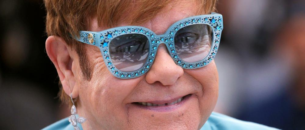 Elton John hatte in einem offenen Brief an Putin bei Instagram kritisiert.