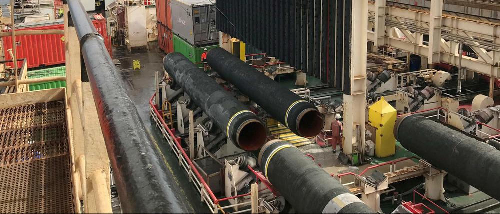 Rohre, die Ärger bedeuten: Die Nord-Stream-Gasleitungen durch die Ostsee verärgern die USA, die auf Sanktionen gegen beteiligte Firmen setzen. 