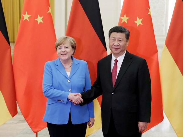 Merkel Kurs gegenüber China ist nicht nur Trump und den Republikanern in den USA viel zu freundlich. 