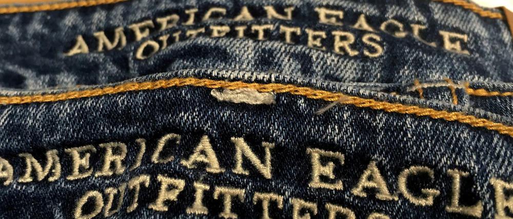 Jeans der US-Marke American Eagle Outfitters in einem Geschäft in Manhattan.