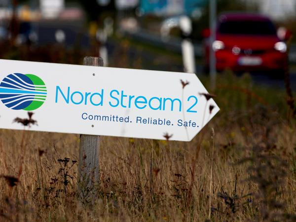 Das Festhalten an Nord Stream 2 sei "eindeutig ein Fehler" gewesen, erklärte Bundespräsident Steinmeier im April.