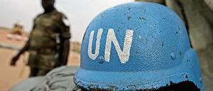 Kein Frieden in Darfur. Die Blauhelme der Friedenstuppe Unamid wissen nichts von Giftgas. Allerdings sind sie auch bisher nicht in die Marra-Berge vorgedrungen. 