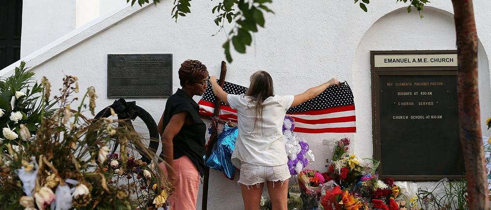 Trauer in Charleston. Die US-Elite reist an diesem Freitag zur Beerdigung an - und versucht, dem Rassismus zu begegnen.