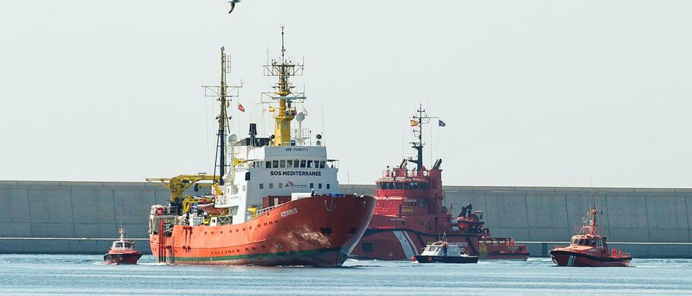 Das Drama um das Seenot-Rettungsschiff "Aquarius" hat neue Bewegung in die Debatte um eine europäische Migrationspolitik gebracht.