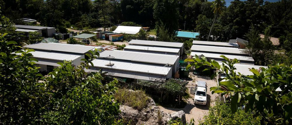 Blick auf Internierungslager für Flüchtlinge auf der Pazifikinsel Nauru. Die Insel sollte ebenso wie die Weihnachtsinsel geschlossen werden.