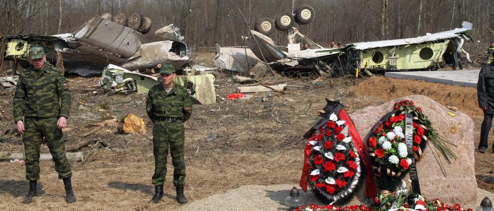 Am 10. April 2010 stürzte Präsidentenmaschine mit 96 Menschen an Bord im russischen Smolensk ab.