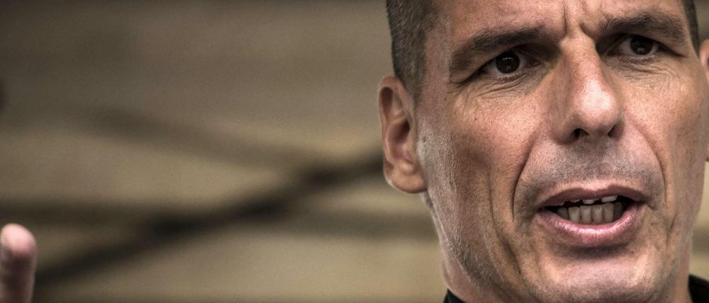 Der ehemalige griechische Finanzminister Yanis Varoufakis meldet sich zurück - mit einem "Plan B" für Europa.