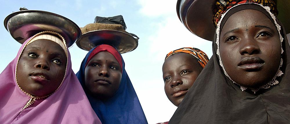 Auch in Niger werden Beschneidungen an Frauen durchgeführt, wenn auch in weit geringerem Ausmaß als beispielsweise in den Nachbarländern Nigeria oder Mali.