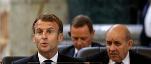 FRankreich Führung is not amused: Präsident Emmanuel Macron und Verteidigungsminister Jean-Yves Le Drian.