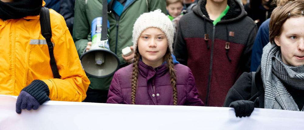 Bis zu 10.000 Teilnehmer sind nach Hamburg gekommen. Auch um sie zu sehen: Greta Thunberg.