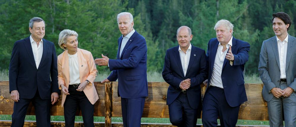 US-Präsident Joe Biden (Mitte) beim G7-Gipfel in Elmau. 