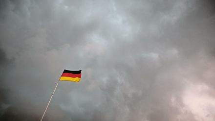 Der Himmel über Deutschland. Die Debatte über Leitkultur verhängt einiges, was wichtiger ist.
