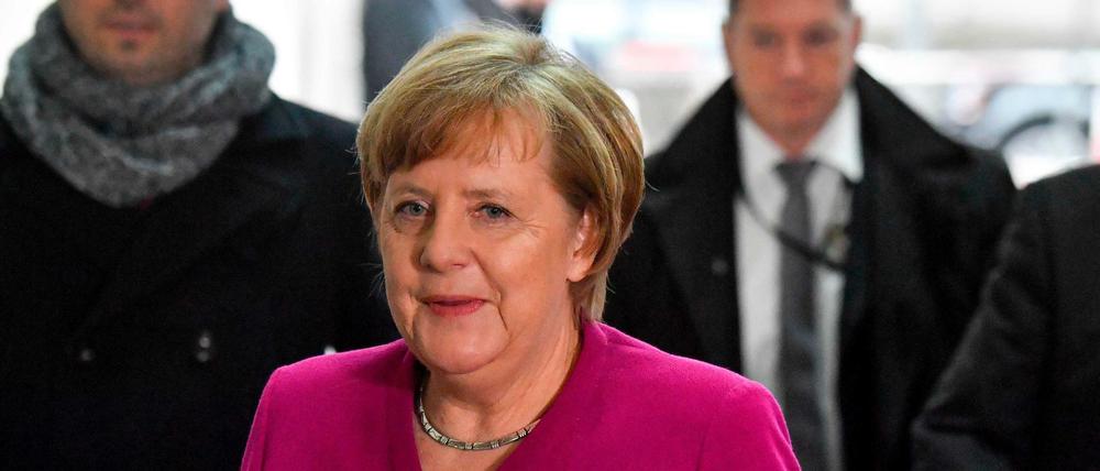 Bundeskanzlerin Angela Merkel sieht sich vor einer schwierigen Verhandlungsrunde. 