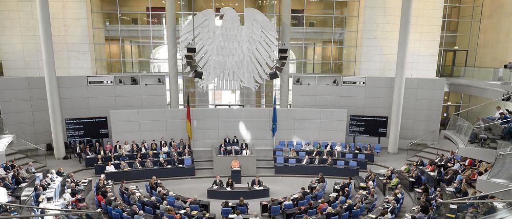 Der Bundestag entscheidet am Freitag darüber, ob Verhandlungen über ein drittes Hilfprogramm für Griechenland eingeleitet werden sollen. 