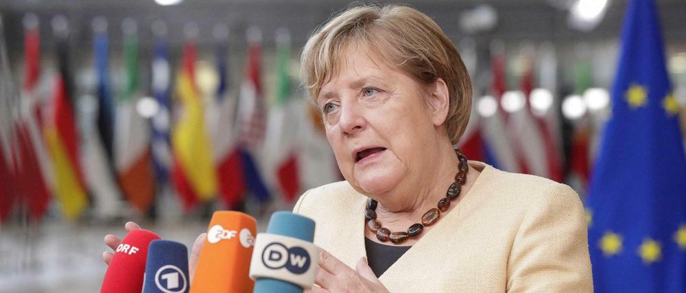 Bundeskanzlerin Angela Merkel sprach sich vor dem heutigen EU-Gipfel für einen Dialog mit Polen aus. 