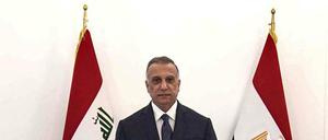 Mustafa al-Kadhimi (Mitte) will den Irak als starken internationalen Akteur positionieren.