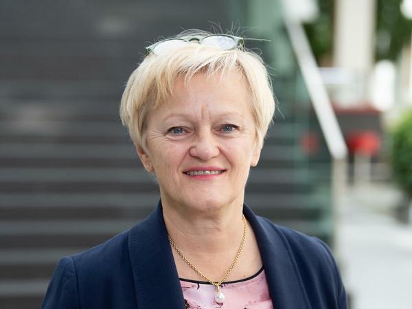 Die Grünen-Abgeordnete Renate Künast will den Zugang zu Beratung und Medikamenten zur Selbsttötung absichern.