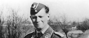 Helmut Schmidt im Frühjahr 1940 als Leutnant der Luftwaffe. Dieses Foto hing bislang als Bild in der Bundeswehr-Universität in Hamburg und wurde jetzt entfernt. 