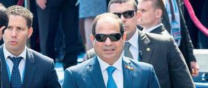 Mächtig, mächtiger, al Sisi: Ägyptens Präsident regiert sein Land mit harter Hand.