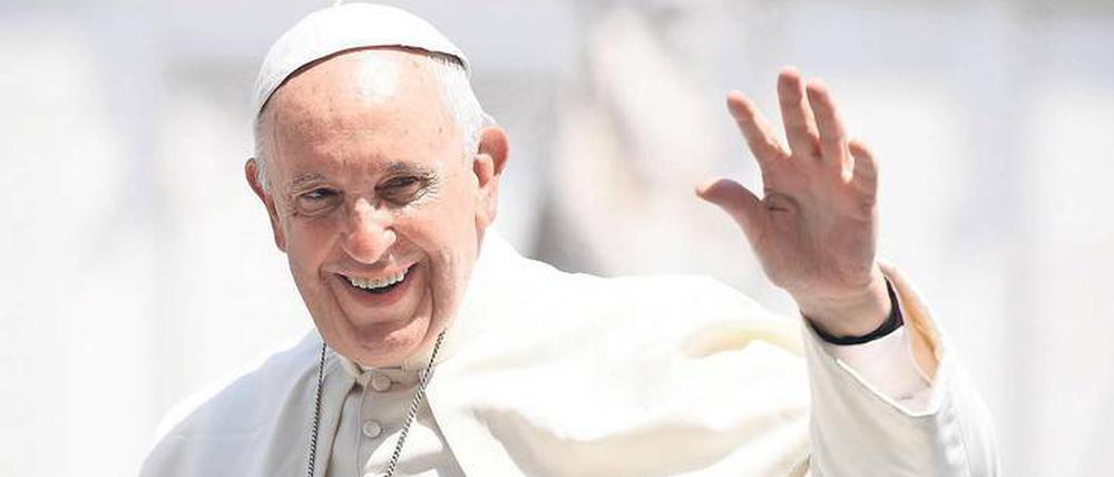 Papst Franziskus spricht am Donnerstag in Tschentschochau.