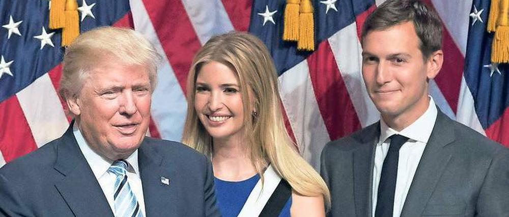 Familienbande wiegen schwerer als Loyalität: Donald Trump, Tochter Ivanka, Schwiegersohn Jared Kushner.